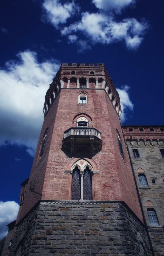 Castello Di Valenzano Villa Arezzo Exterior photo